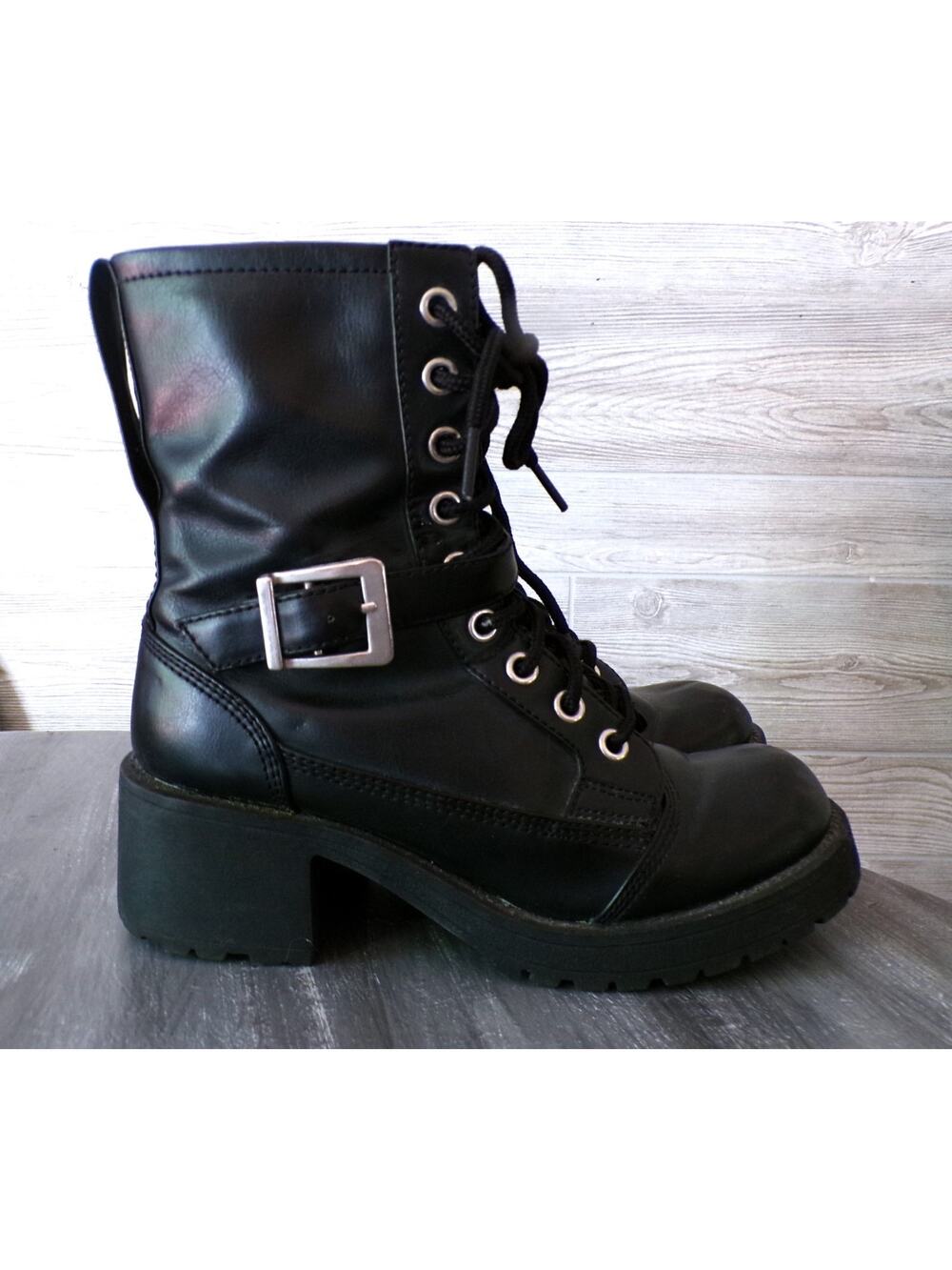 Y2K Emergency Exit Black Chunky Boots 8 Combat Rockstar Buckle Lug Grunge Vtg